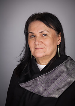 Dr. Shirley Cheechoo, image, 